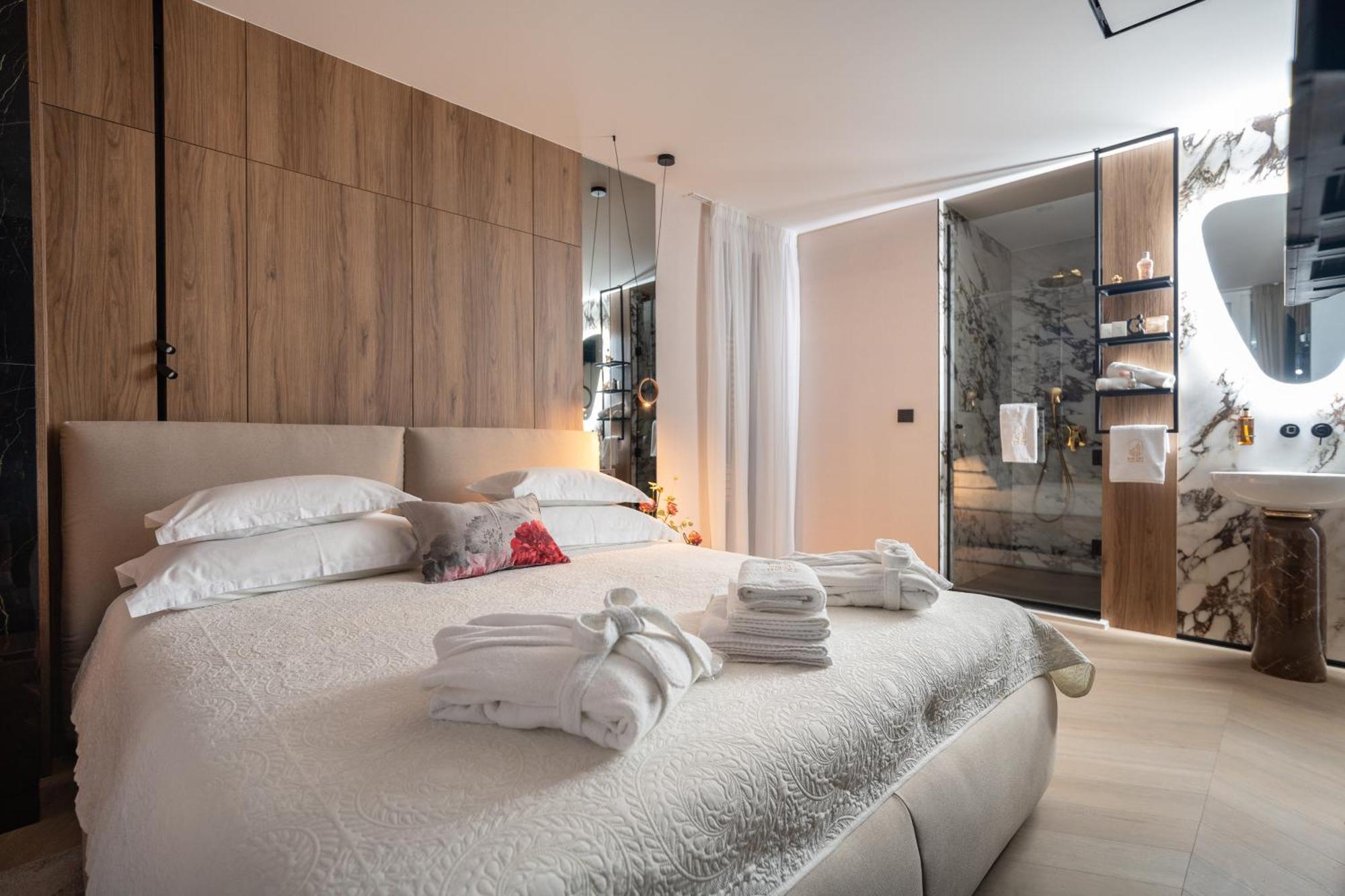 Luxury Rooms - For Gift Zadar Buitenkant foto